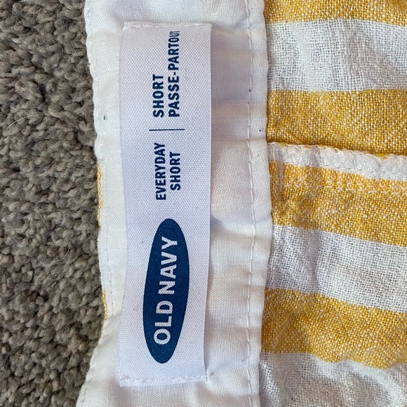 Yellow and white striped shorts - Picture 2 of 2